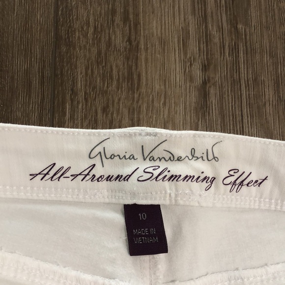 Like new! - GLORIA VANDERBILT All-Around Slimming Effect Skimmer Jeans - Picture 3 of 10
